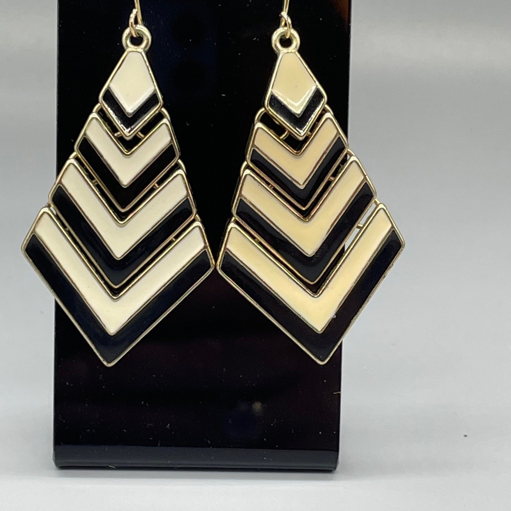 VTG Black Cream Enamel Tiered Chevron Drop Earrings Gold Tone Art Deco Geometric